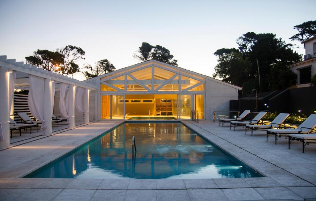 Playas Art Hotel Pinamar Eksteriør billede