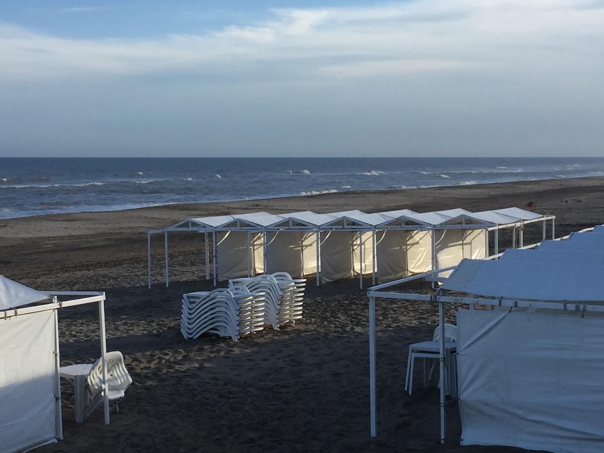 Playas Art Hotel Pinamar Eksteriør billede